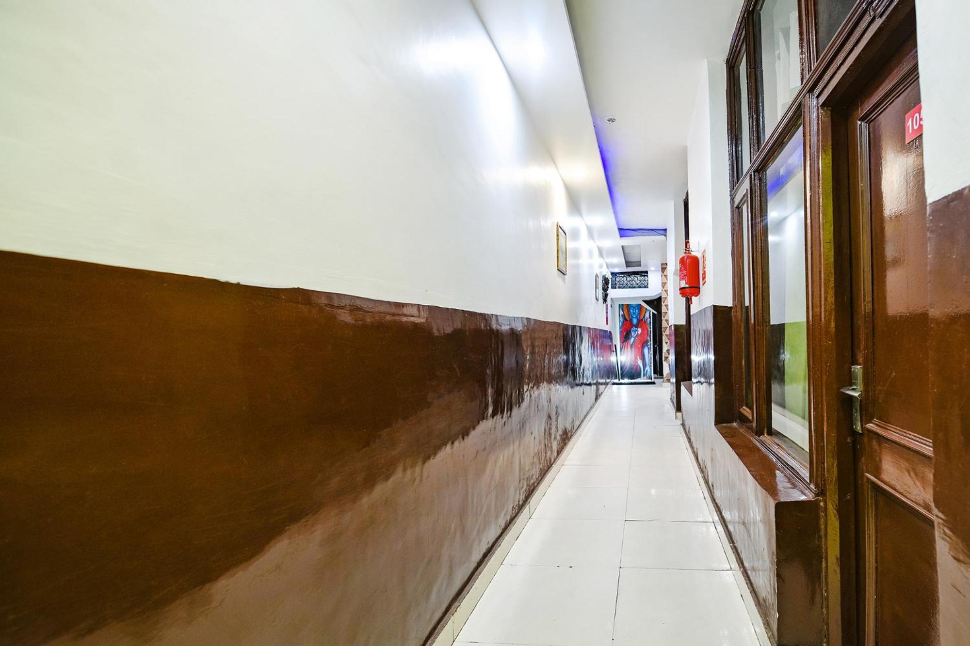 Hotel Fabexpress Diamond Sec 45 Chandīgarh Zewnętrze zdjęcie