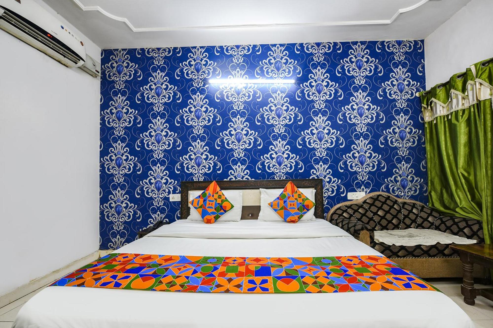 Hotel Fabexpress Diamond Sec 45 Chandīgarh Zewnętrze zdjęcie